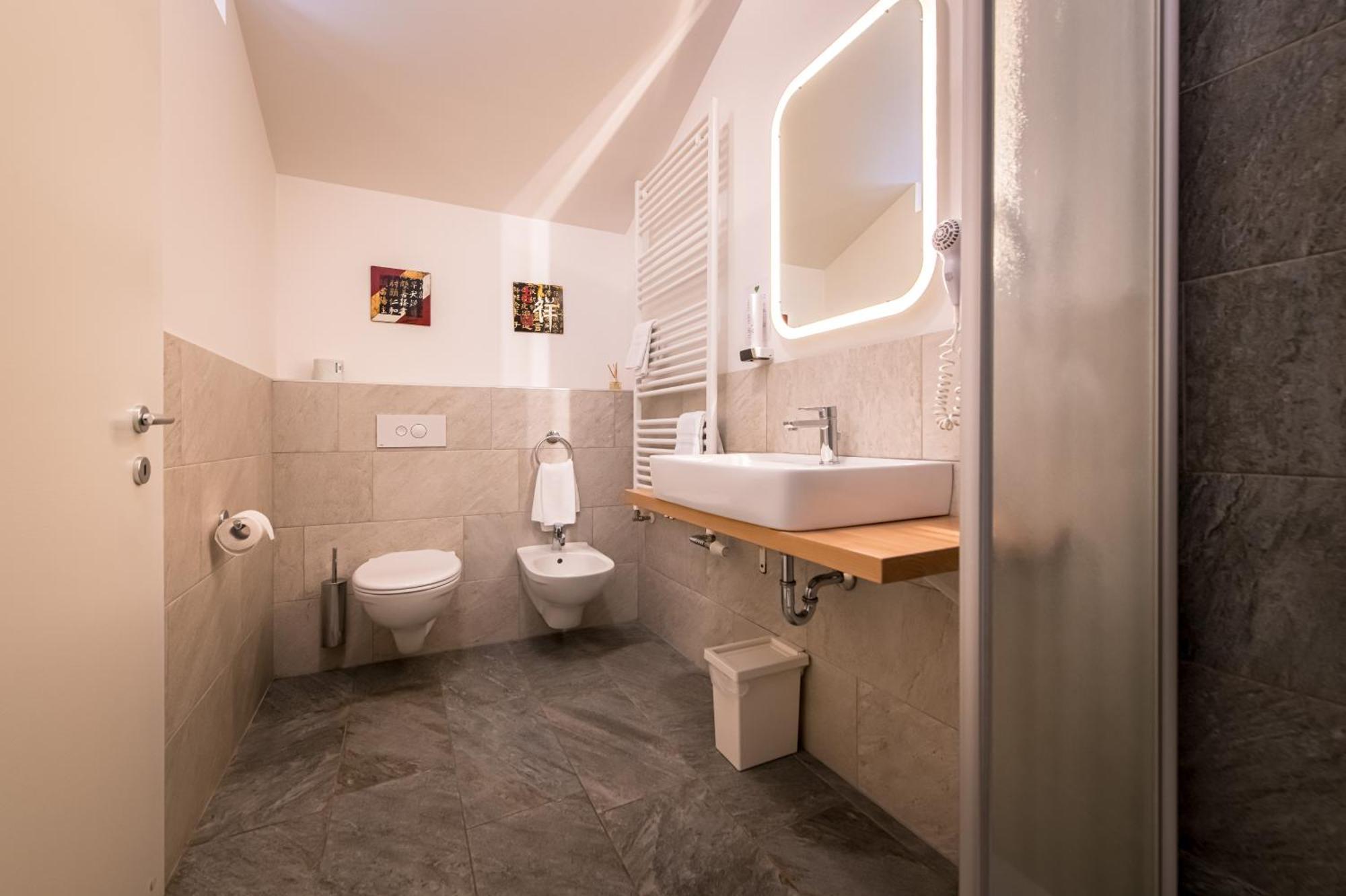 Am Schloss Guest House Бруніко Номер фото